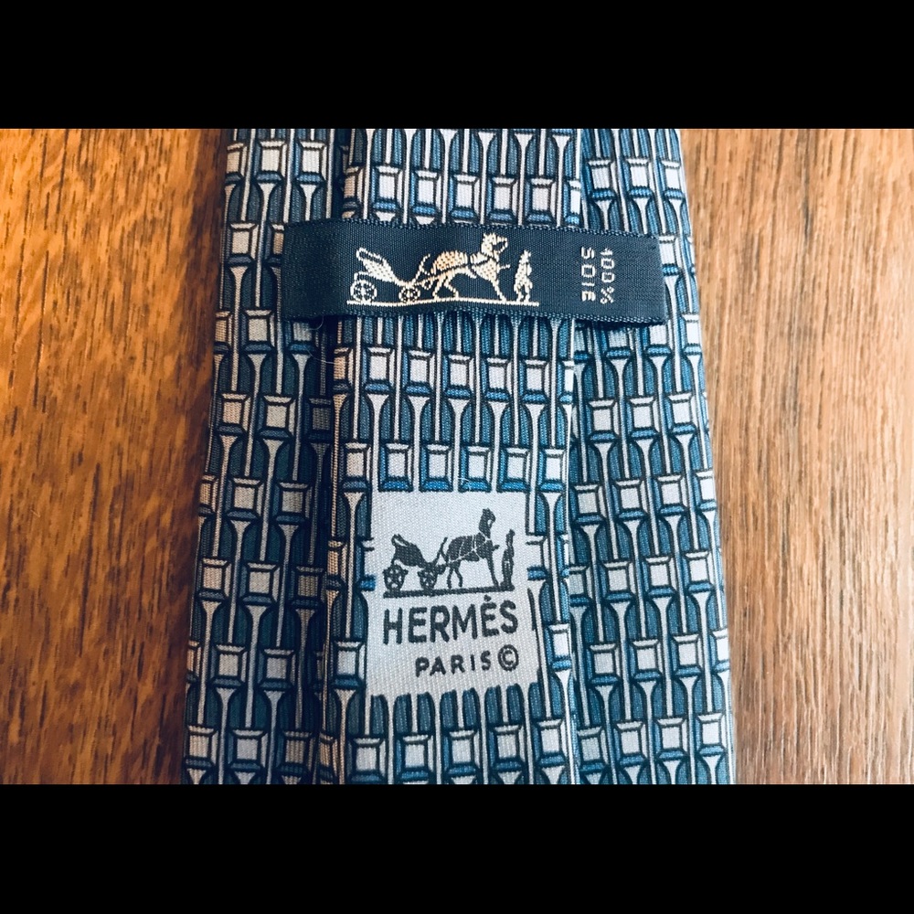 (SOLD) Hermes Authentic Blue Silk Tie - Picture 1 of 6